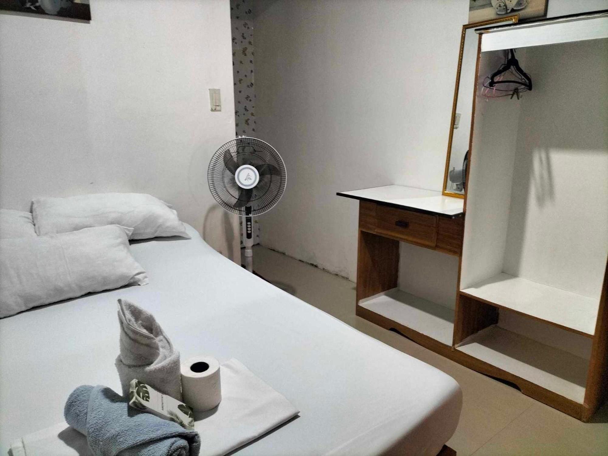 Brenmariel Tourist Inn เอลนิโด ภายนอก รูปภาพ