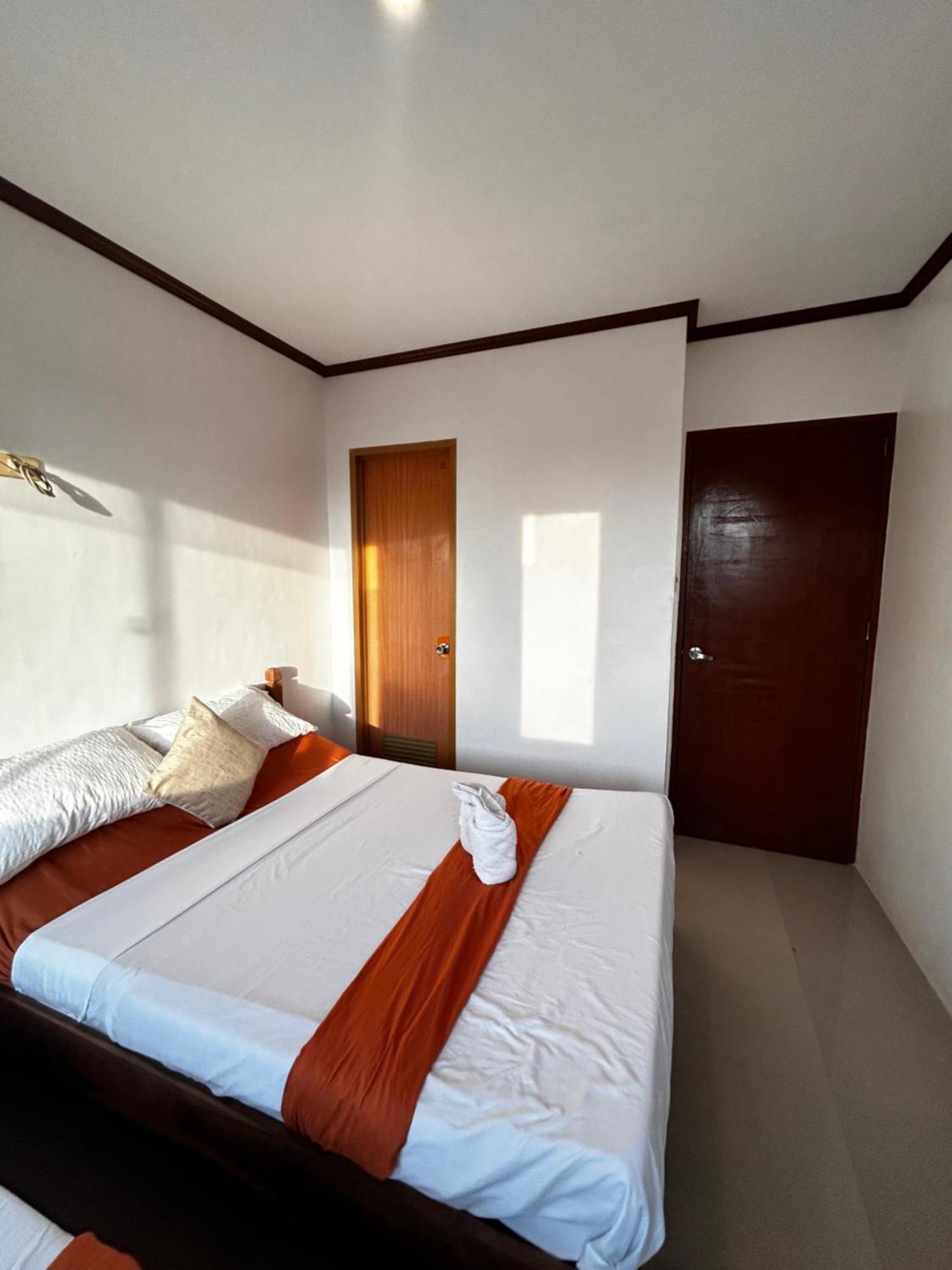 Brenmariel Tourist Inn เอลนิโด ภายนอก รูปภาพ